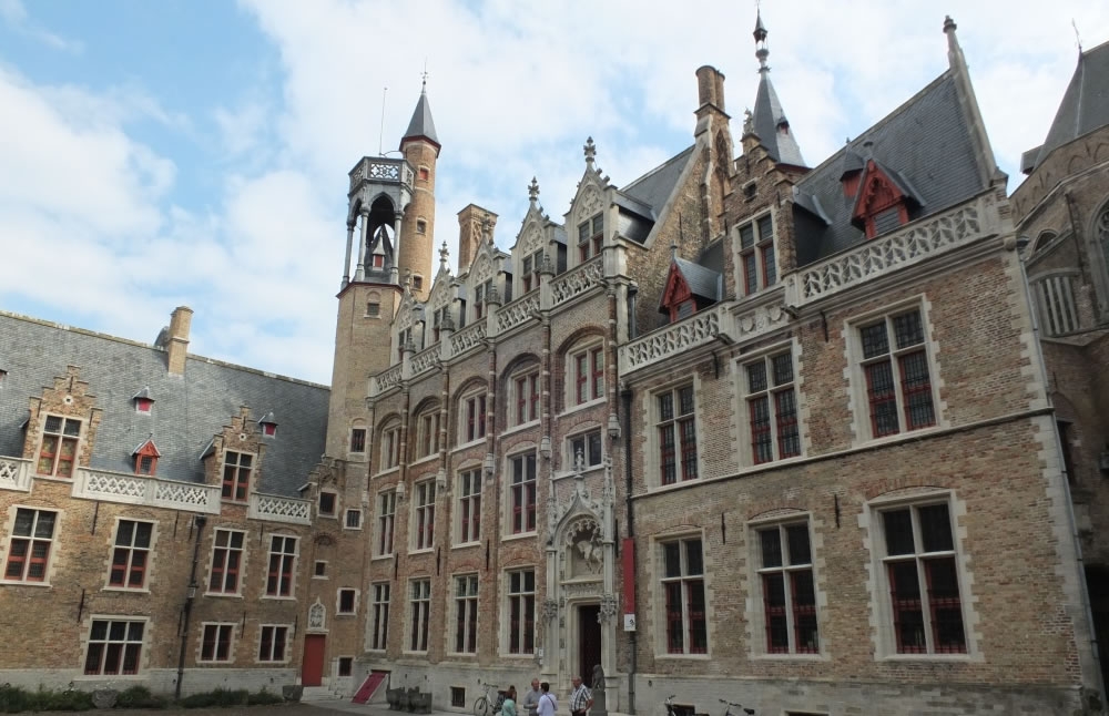 Музей Гронинге является самым популярным музеем в Бельгии. Относится к одной из самых редких художественных коллекций во всей стране.